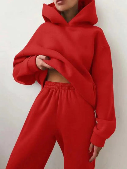 Stay Cozy, Stay Stylish – The Ultimate Two-Piece Tracksuit Set